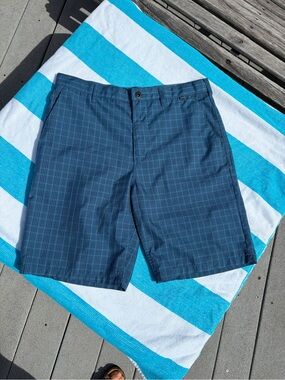 Hurley Nike Dri Fit Golf Shorts Men's  33 Waist Blue Plaid Athletic Shorts EUC